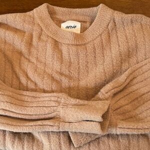 SOLD- Aerie sweater